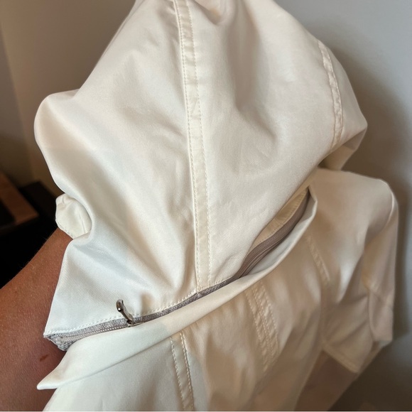 Jessica Simson Spring Jacket/ Windbreaker - Picture 12 of 15